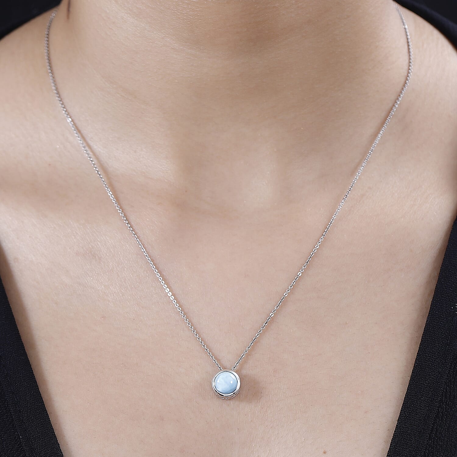 Larimar Pendant in Platinum Overlay Sterling Silver 1.90 Ct