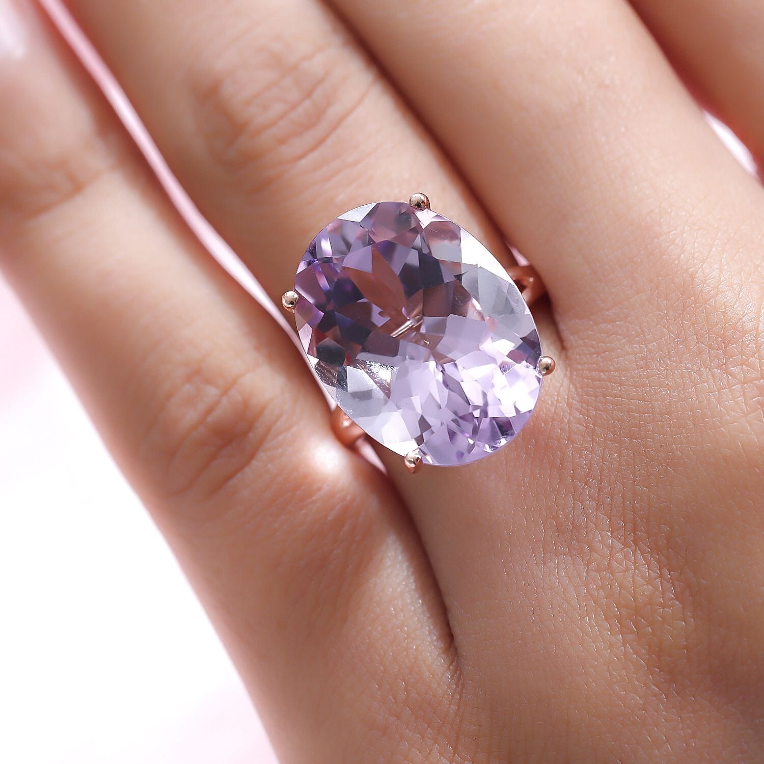 Oval rose de france 2024 amethyst ring