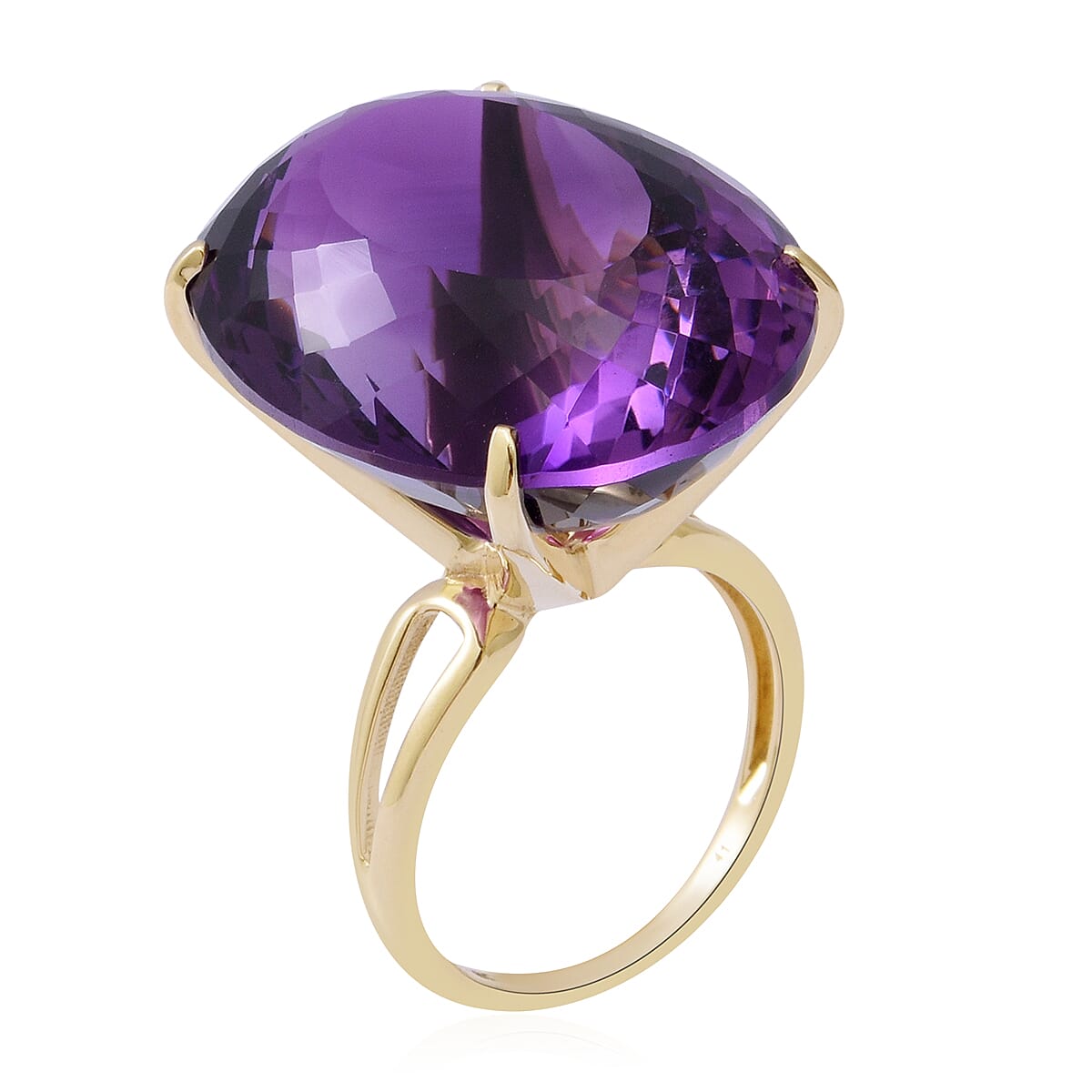 9K Yellow Gold Natural AAA Lusaka Amethyst (Oval 28x22mm) Solitaire Ring 50.00 Ct.