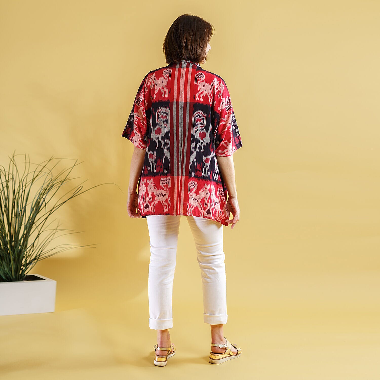 Bali Collection - 100% Cotton Jacket (One Size) - Black and Red