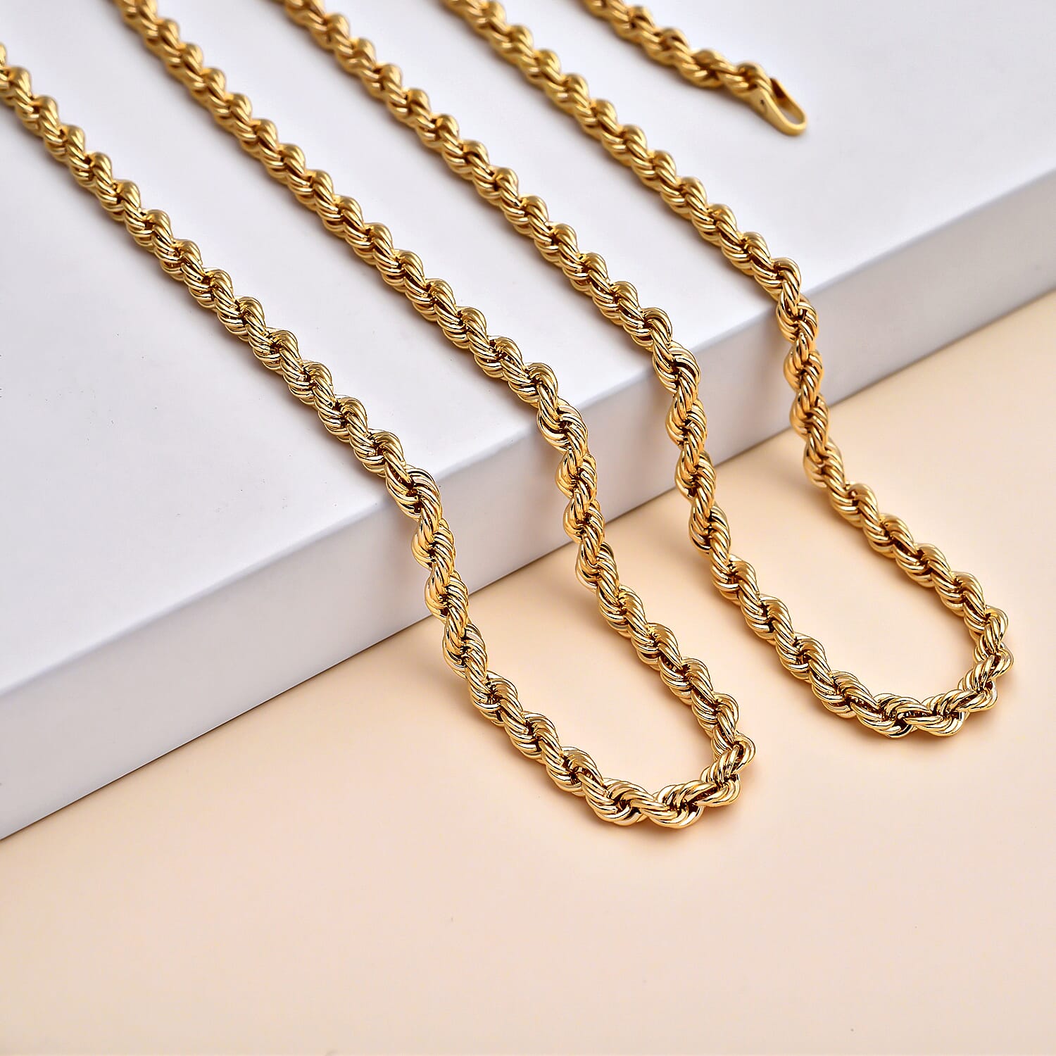 Mega Gold Offer - Italian Made Close Out Deal - 9K Yellow Gold Rope Necklace (Size - 20) With Lobster Clasp, Gold Wt. 6.70 Gms