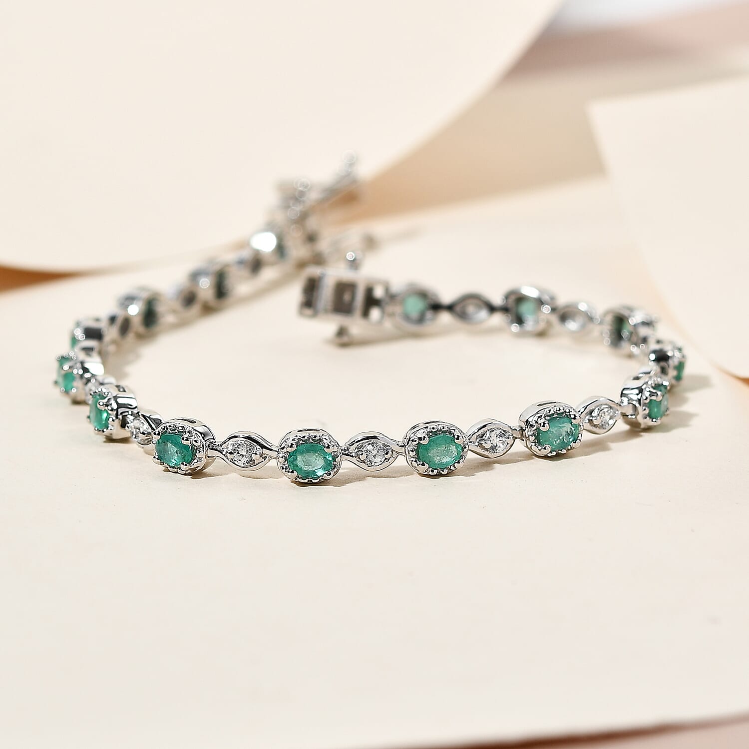 Premium Emerald and Natural Cambodian Zircon Bracelet (Size - 7) in Platinum Overlay Sterling Silver 3.11 Ct, Silver Wt. 9.20 Gms