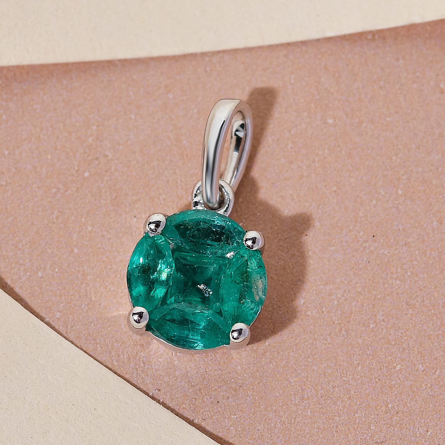 Premium Emerald Pendant in Platinum Overlay Sterling Silver 1.00 Ct