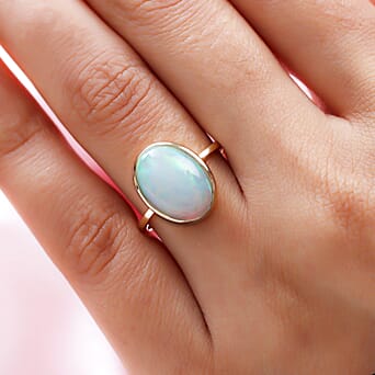 https://tjcuk.sirv.com/Products/87/4/8743156/14K-Yellow-Gold-Solitaire-Ethiopian-Welo-Opal-Ring-4.00-Ct._8743156_2.jpg?w=342&h=342