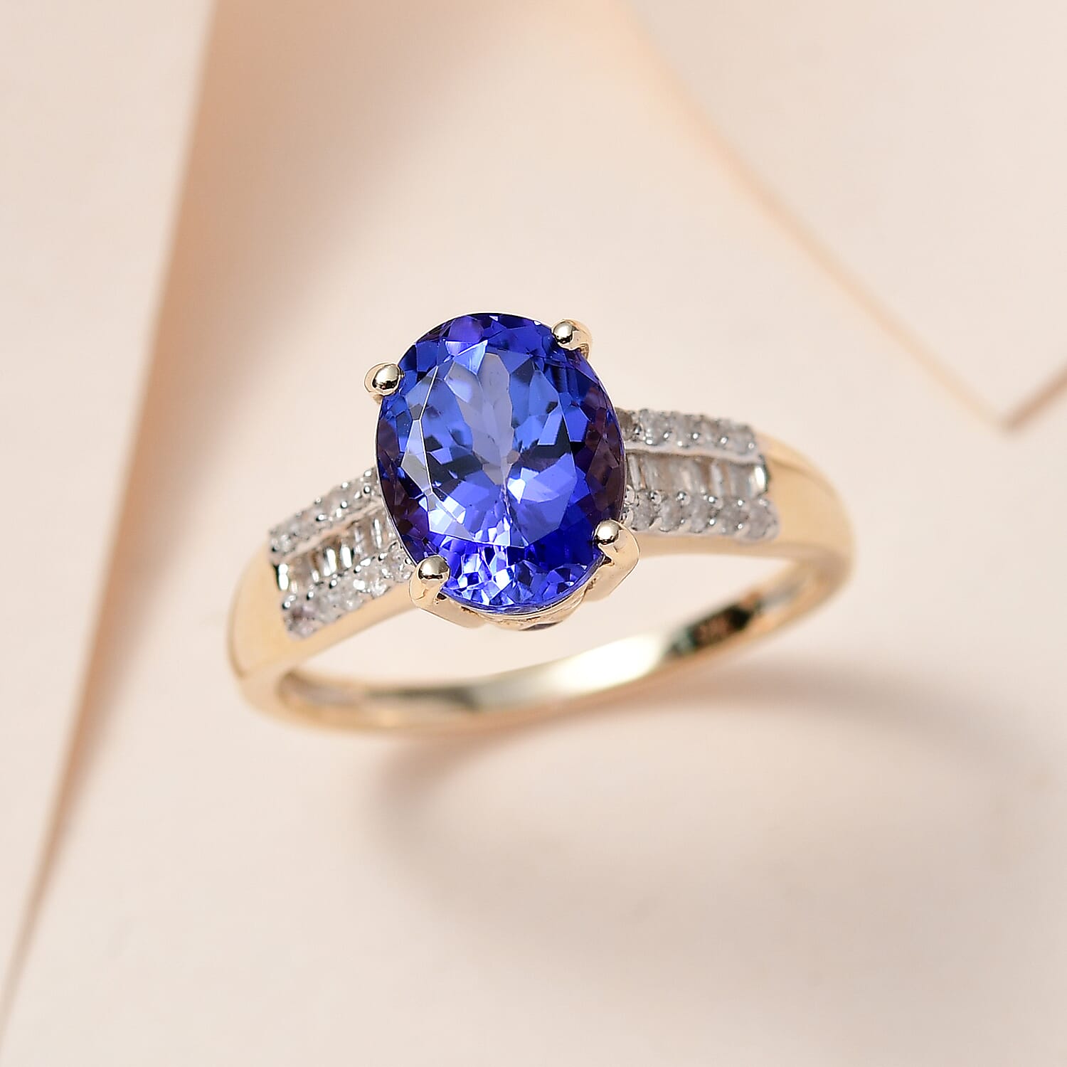 9K Yellow Gold AAA Tanzanite and Diamond Ring 2.05 Ct.