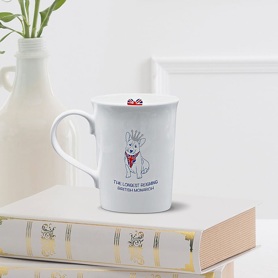 Staffordshire Fine Bone China Collectable Platinum Jubilee Celebration Mug