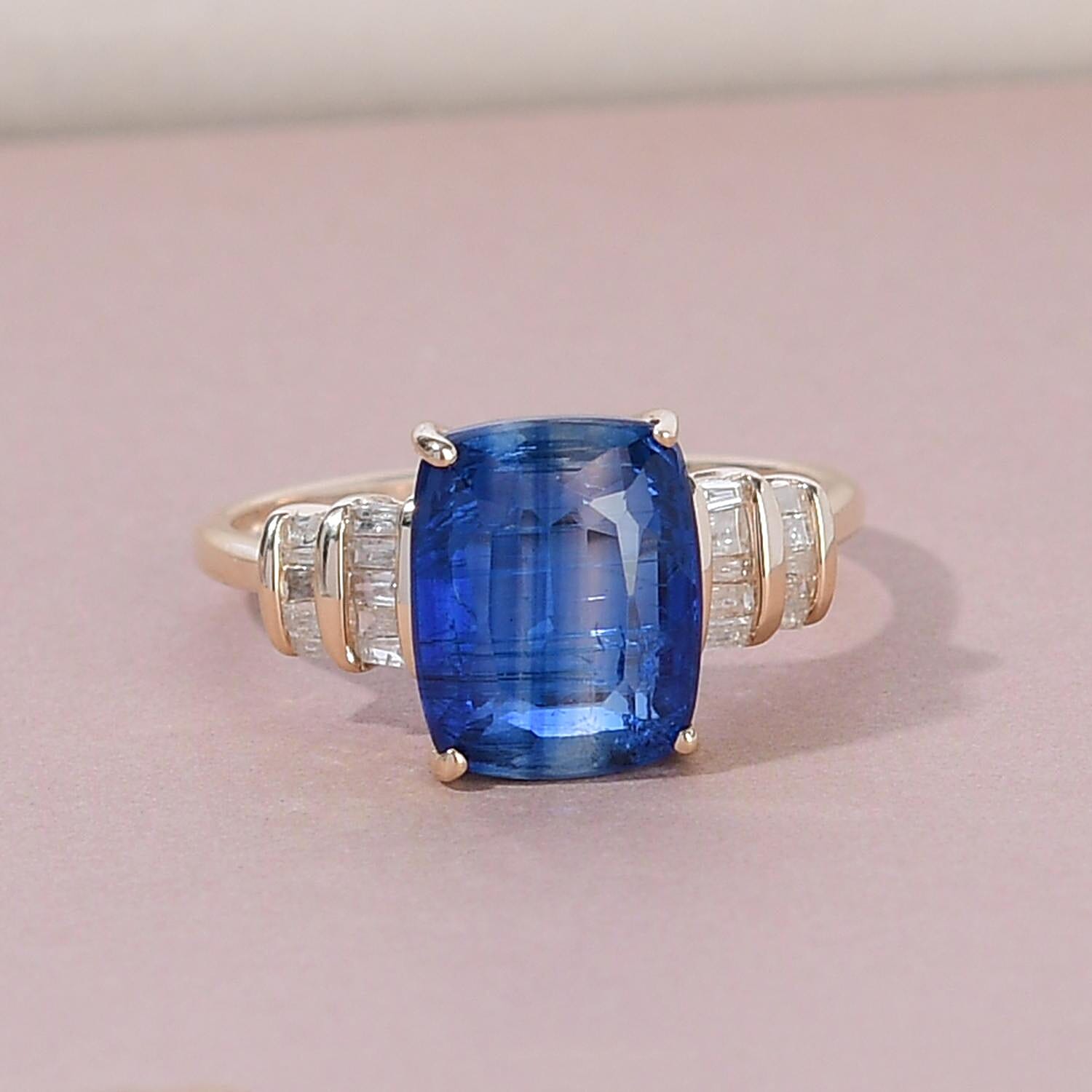 9K Yellow Gold Kashmir Kyanite and Diamond Ring 4.00 Ct.