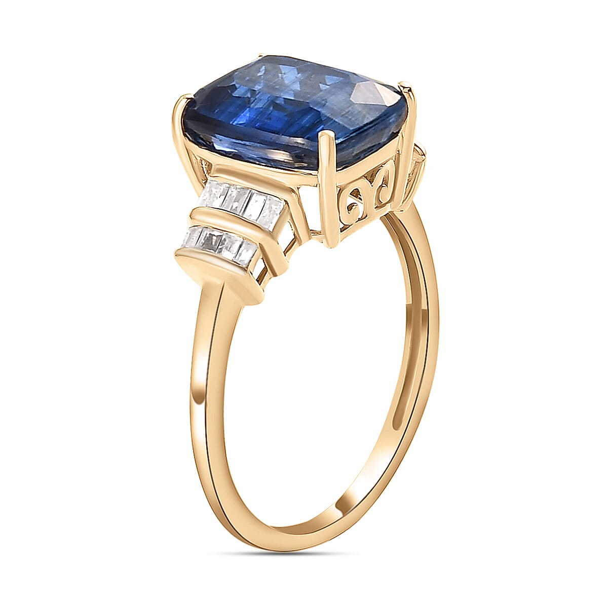 9K Yellow Gold Kashmir Kyanite and Diamond Ring 4.00 Ct.