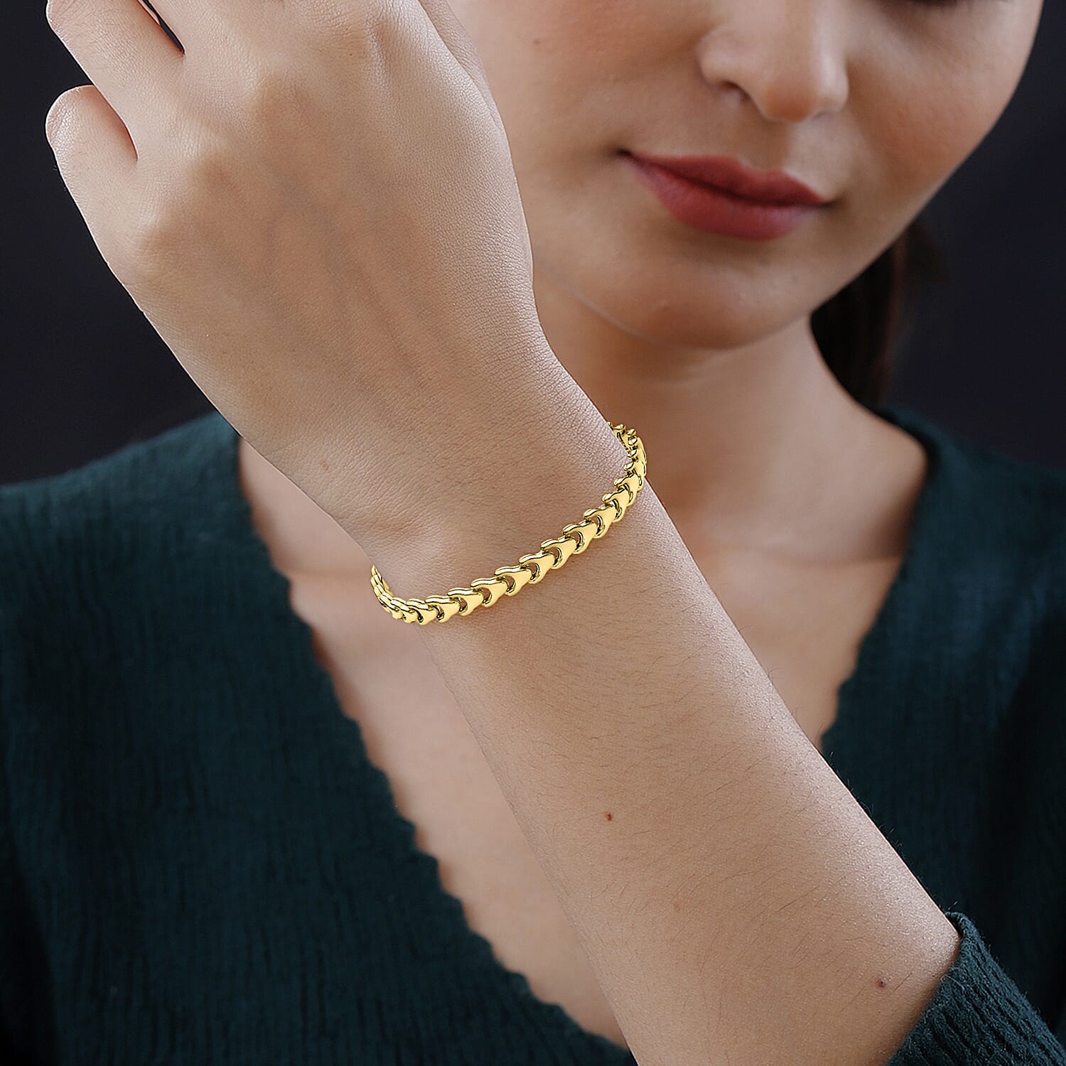 9K Yellow Gold 6mm Stamped Fancy Link Bracelet 7.5 Inch