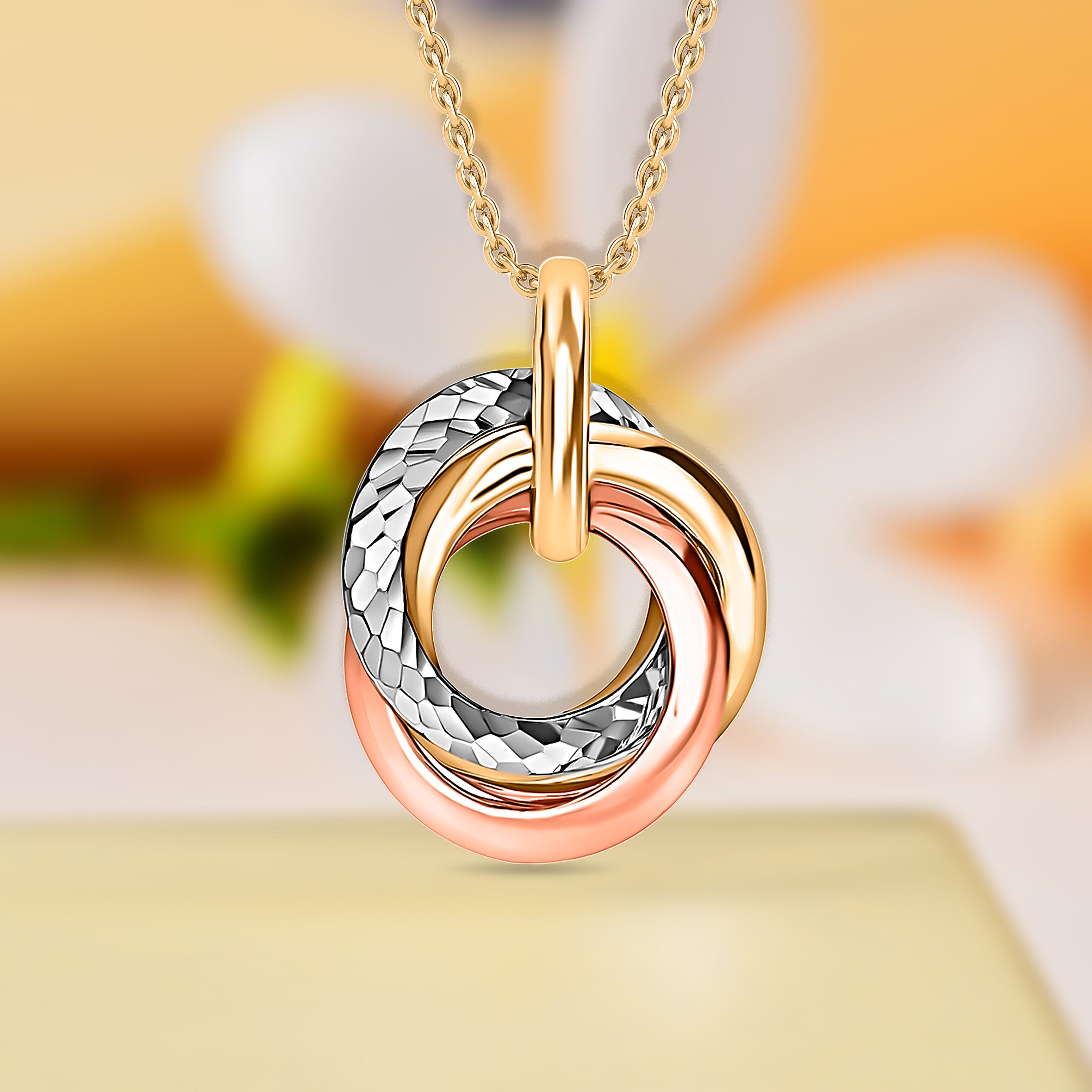 9K 3 Colour Gold 14mm x 18.4mm Diamond Cut Rings Pendant