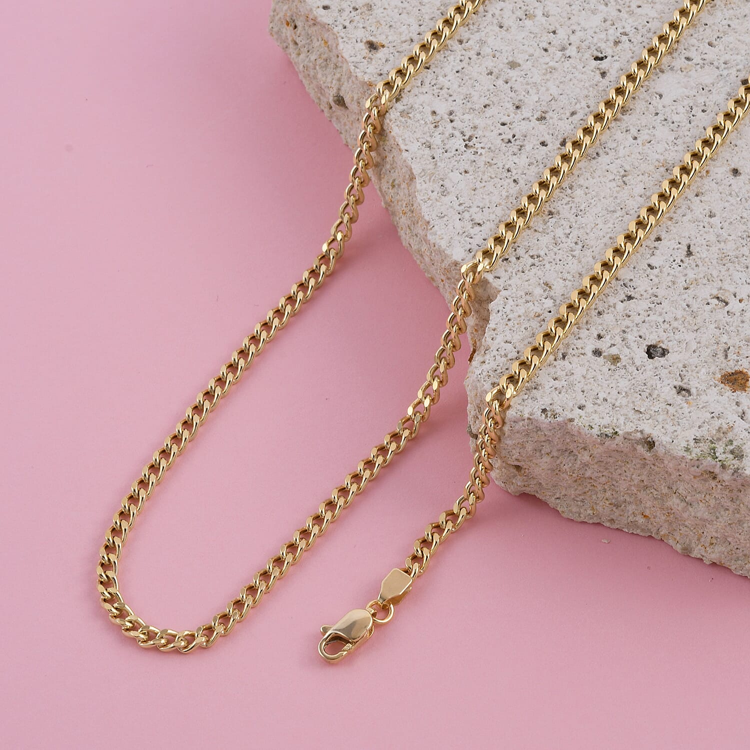 One Time Close Out Deal- Italian Made- 9K Yellow Gold Curb Necklace (Size - 20), Gold Wt. 5.21 Gms