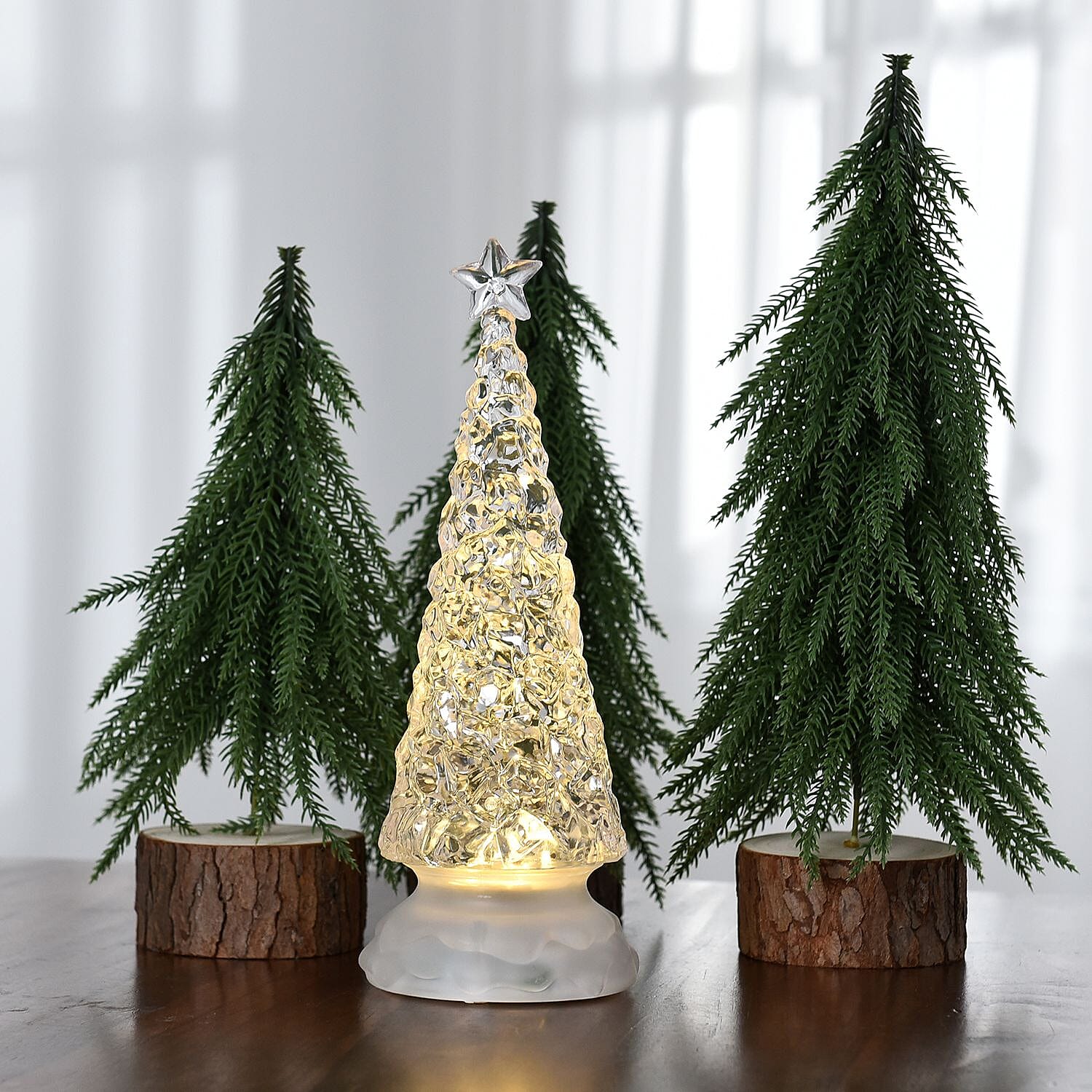 LED Acrylic Christmas Tree with Warm Light (Size 25x9x9 cm) - White (Batteries Not Incl.)