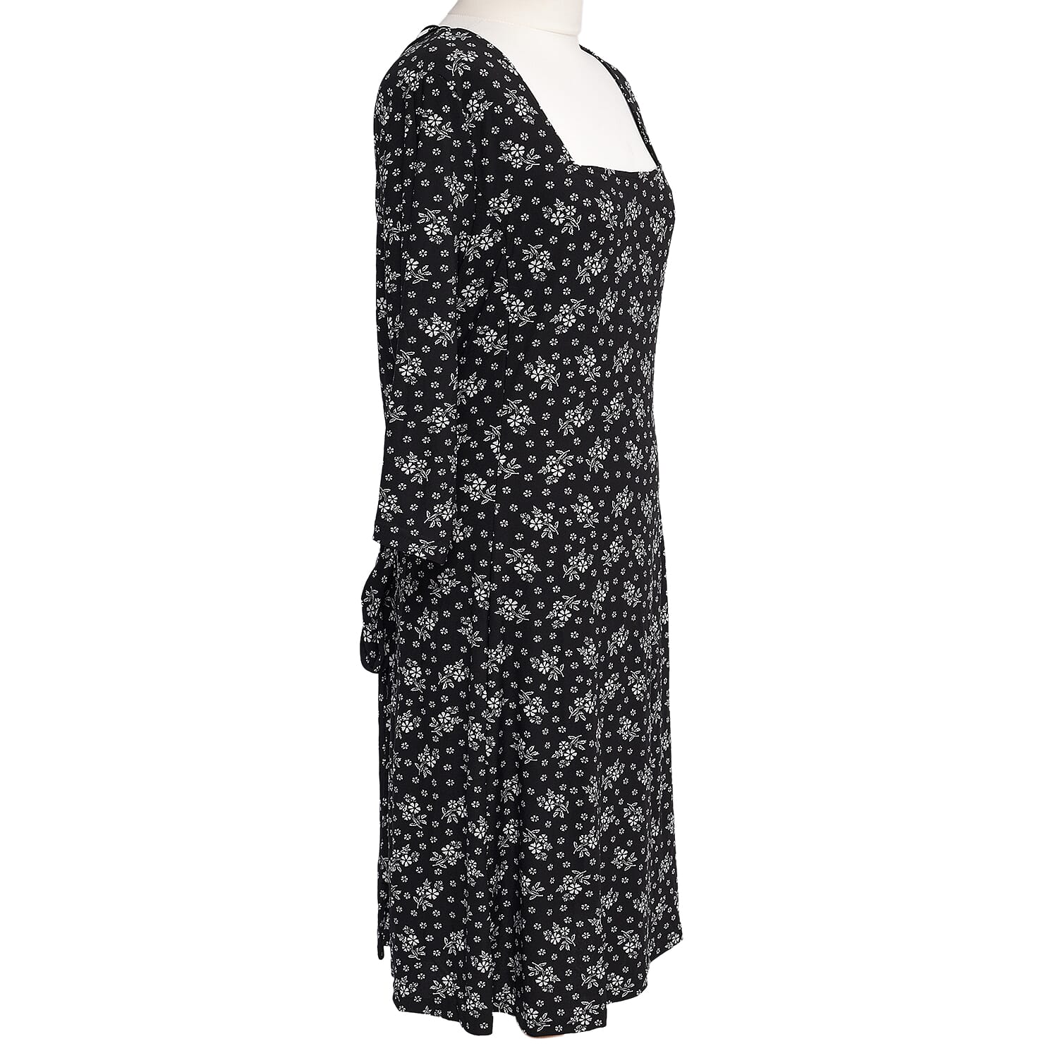 NOVA OF LONDON Floral Pattern Square Neck Swing Dress (Size 20) - Black