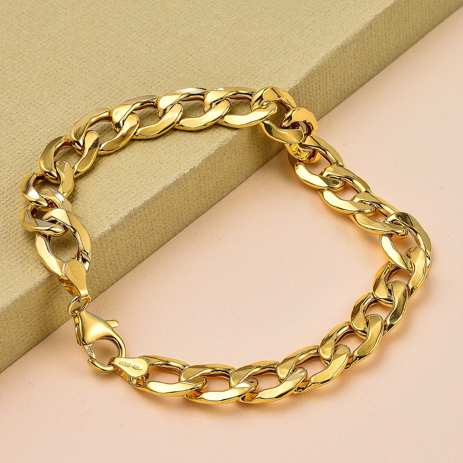 9K Yellow Gold Curb Bracelet (Size - 7.5) with Lobster Clasp, Gold Wt. 6.25 Gms