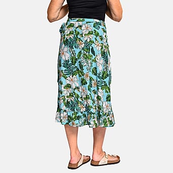 https://tjcuk.sirv.com/Products/89/3/8933100/Tamsy-100-Viscose-Floral-Pattern-Wrap-Skirt-(Curve-Size)-Turquoise-and_8933100_1.jpg?w=342&h=342