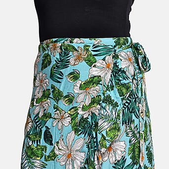 https://tjcuk.sirv.com/Products/89/3/8933100/Tamsy-100-Viscose-Floral-Pattern-Wrap-Skirt-(Curve-Size)-Turquoise-and_8933100_3.jpg?w=342&h=342