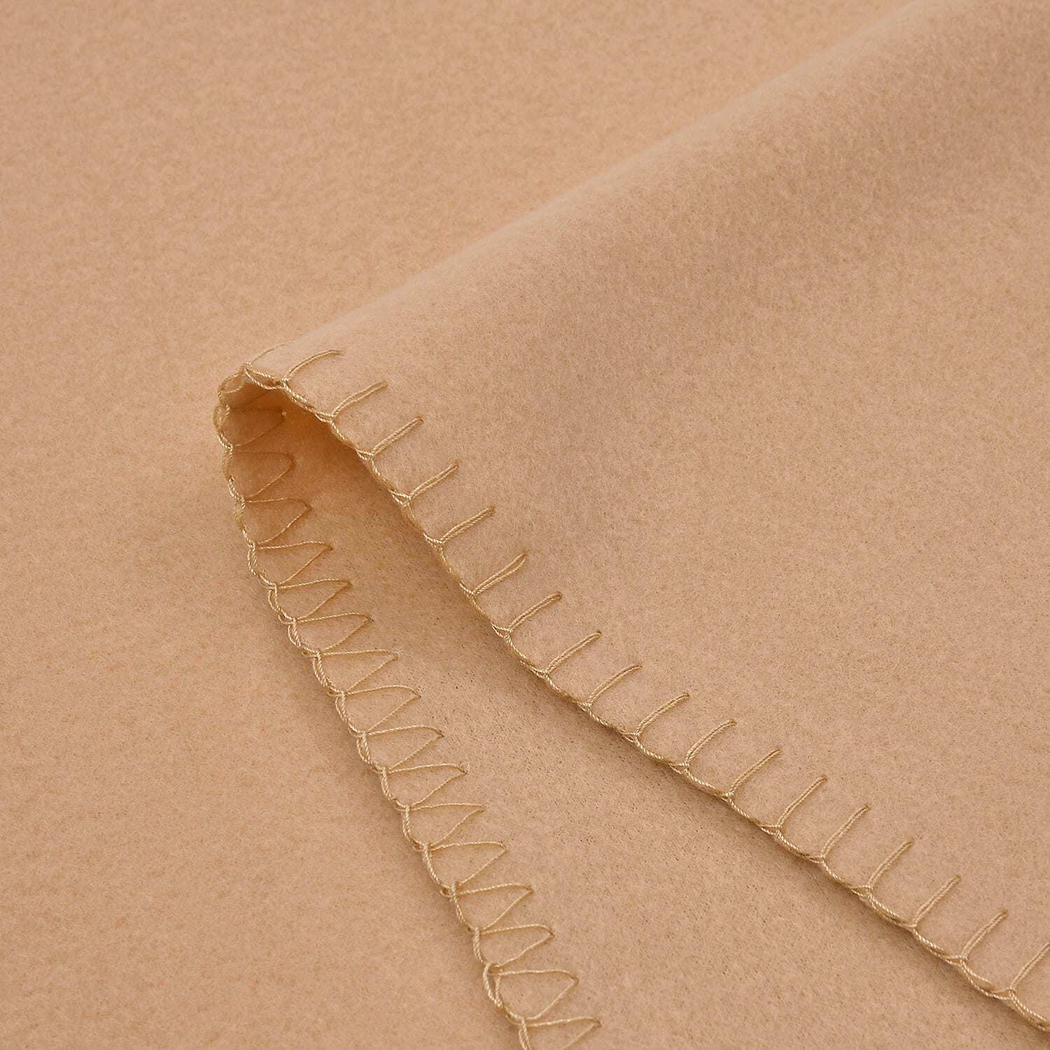 Solid Colour Fleece Blanket (Size 170x130 Cm) - Beige