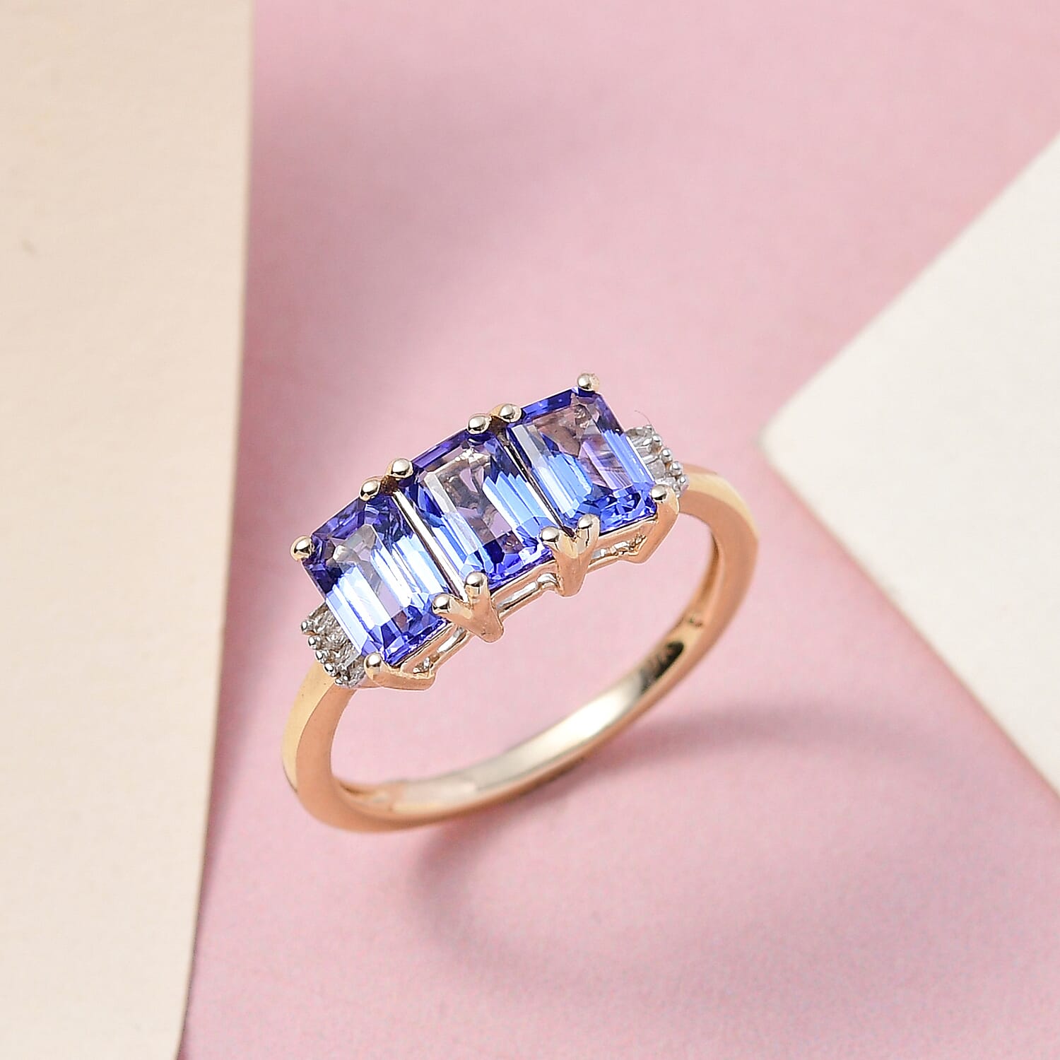 9K Yellow Gold Tanzanite and Diamond Ring 1.72 Ct.