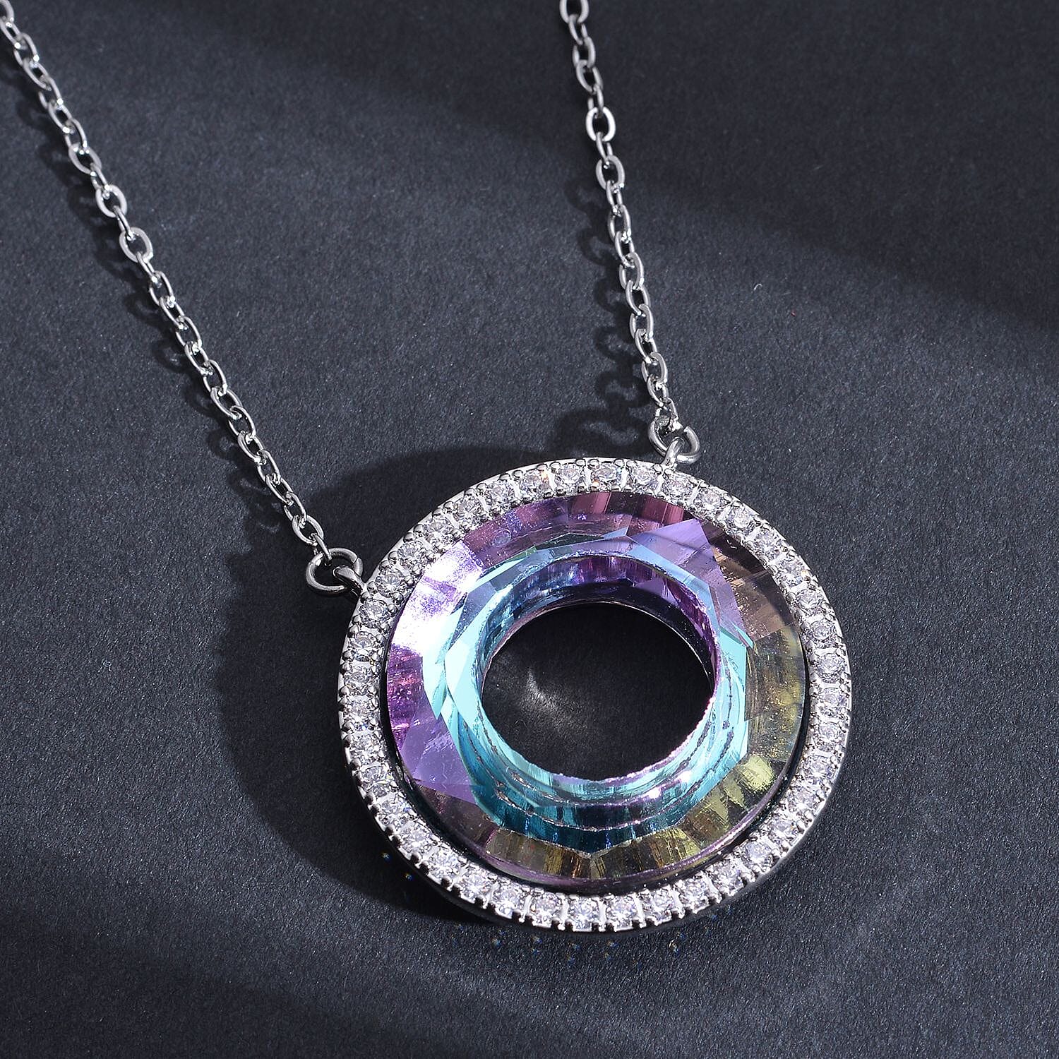 Simulated Purple AB Crystal and Simulated Diamond Circle Necklace (Size - 20 With 2 Inch Extender) in Silver Tone