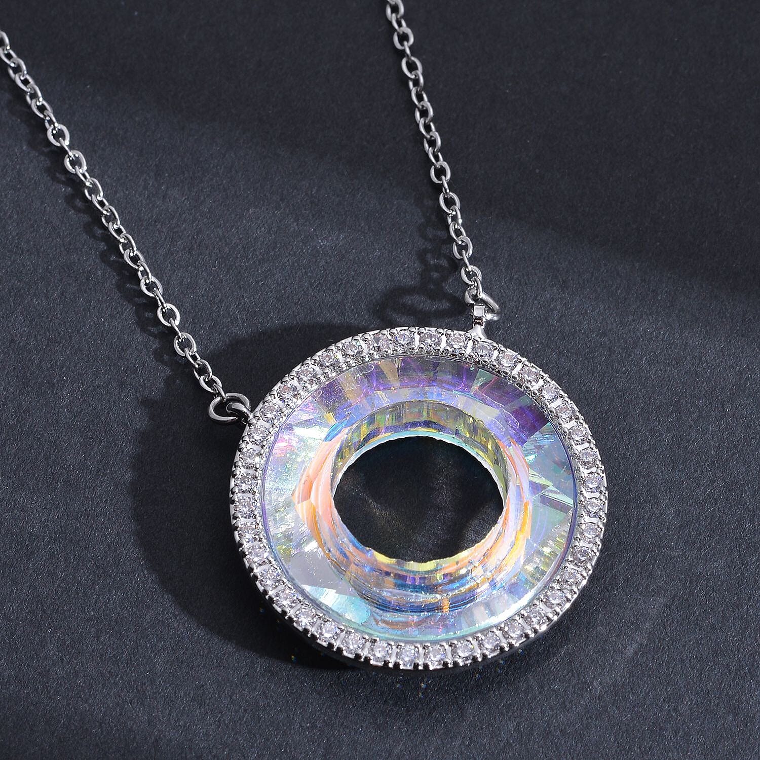 Simulated Mercury Mystic Topaz and Simulated Diamond Circle Necklace (Size - 20-2 Ext) in Silver Tone 3.15 Ct.