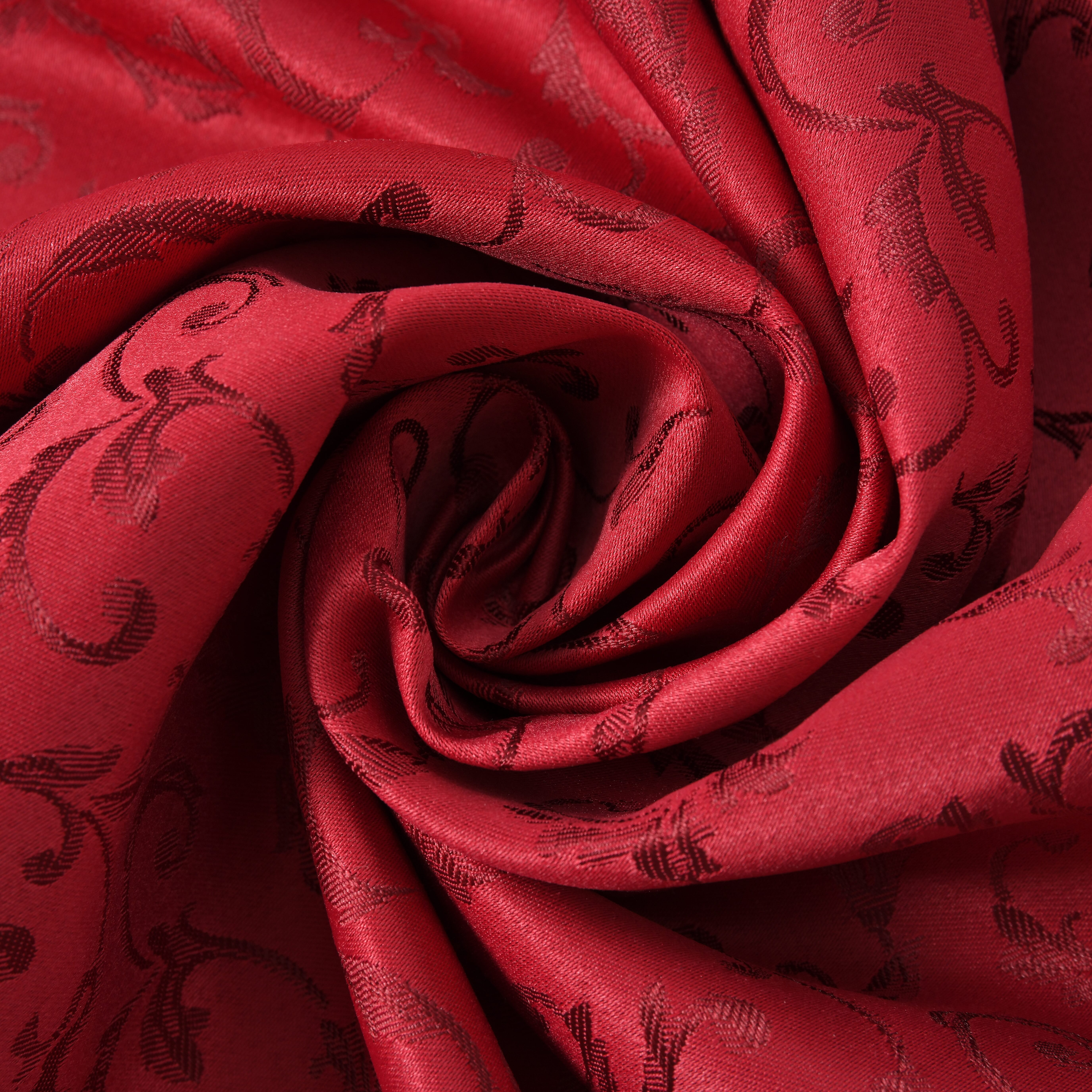 Set of 5 - Water Resistant Jacquard Scroll Pattern Table Runner (Size 180x35 Cm) and 4 Napkin Pieces (Size 40x40 Cm) - Red