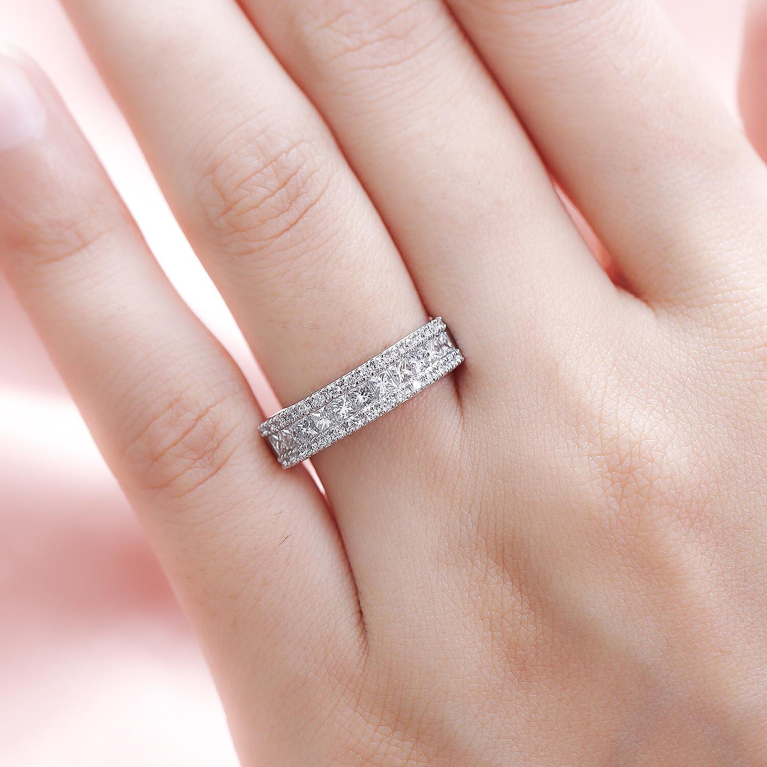 RHAPSODY 950 Platinum IGI Certified Diamond (VS-E-F) Ring 1.00 Ct.