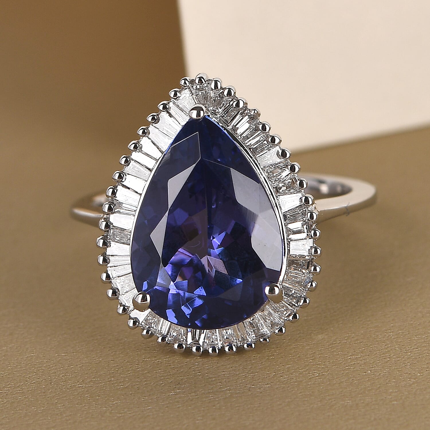 RHAPSODY 950 Platinum AAAA Tanzanite and Diamond( VS-E-F) Ring 5.27 Ct, Platinum Wt 5.50 Gms