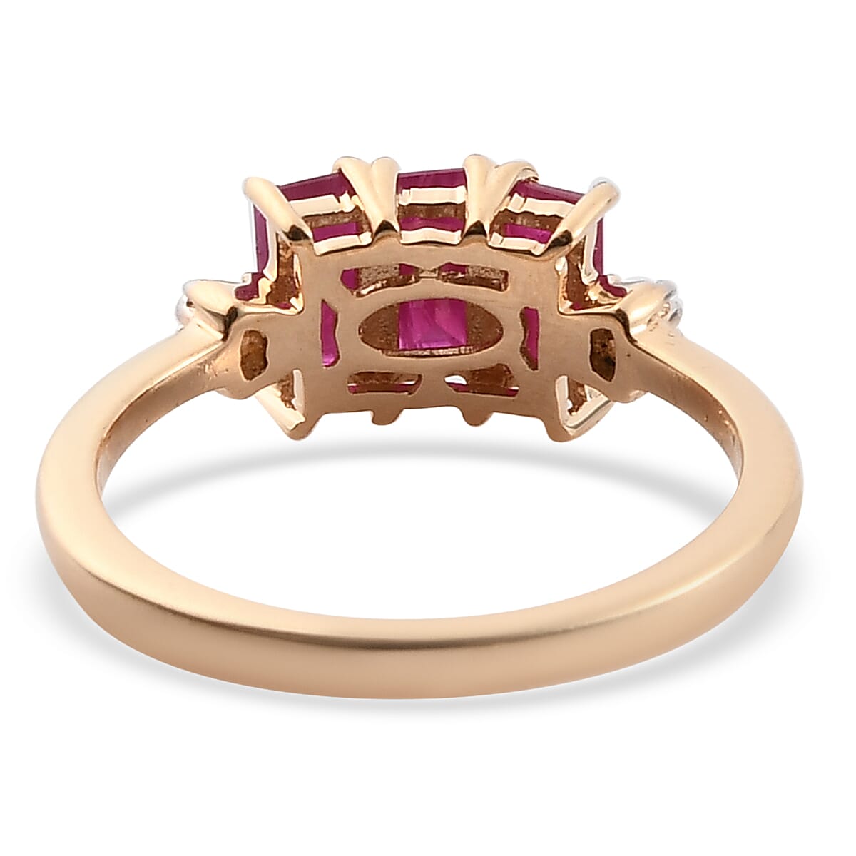 ILIANA 18K Yellow Gold AAA Ruby and Diamond (SI-G-H) Ring 1.54 Ct.