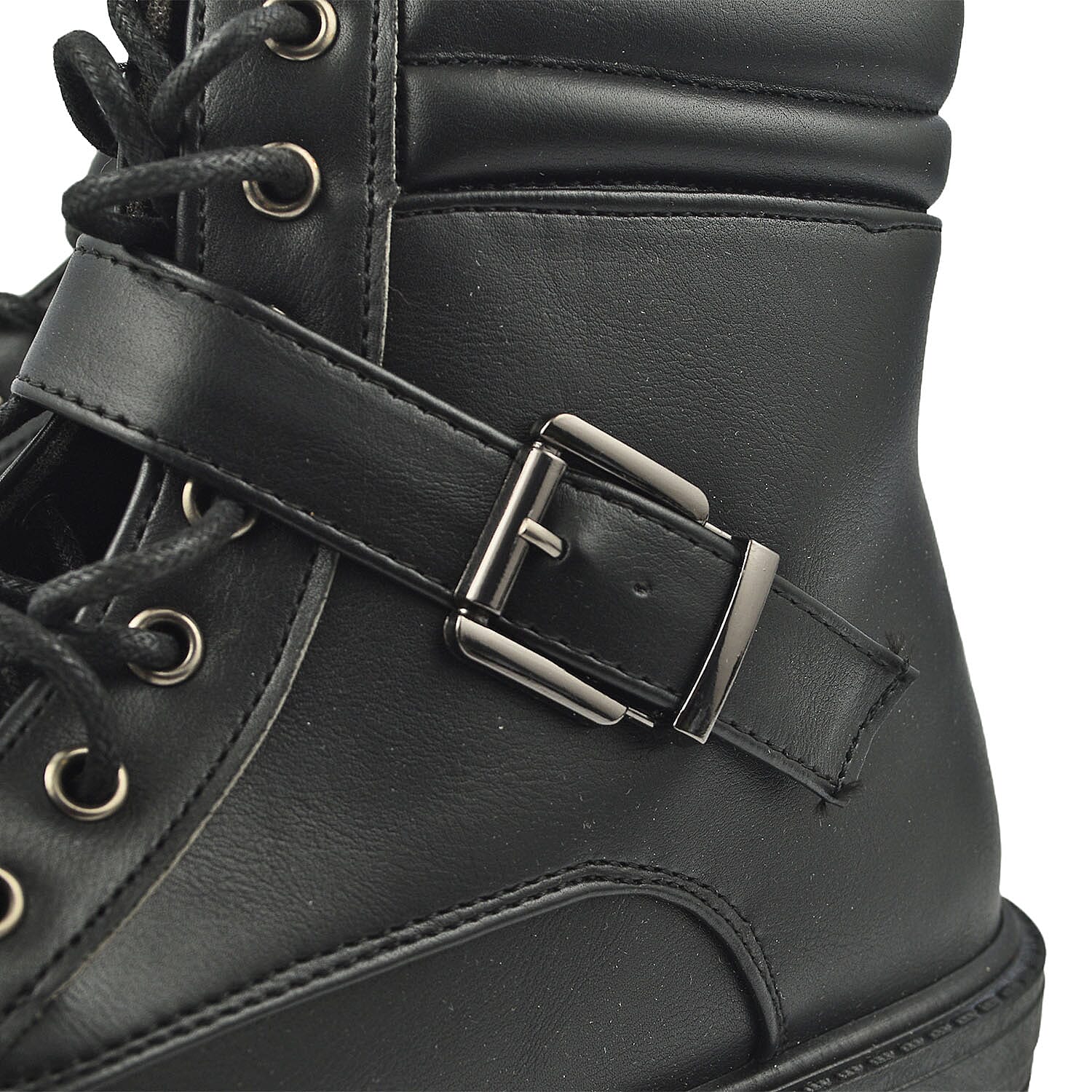Manchester Closeout Boot (Size 4) - Black