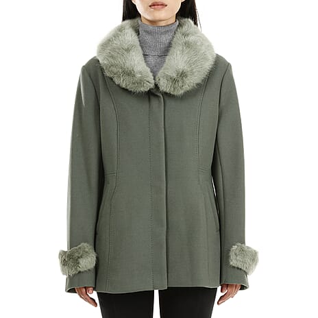 19V69 ITALIA by Alessandro Versace Faux Fur Jacket (Size L) - Green