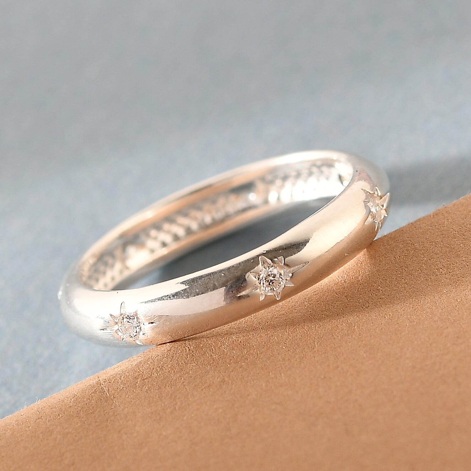 Lustro Stella Sterling Silver Solitaire Band Ring Made with Finest CZ