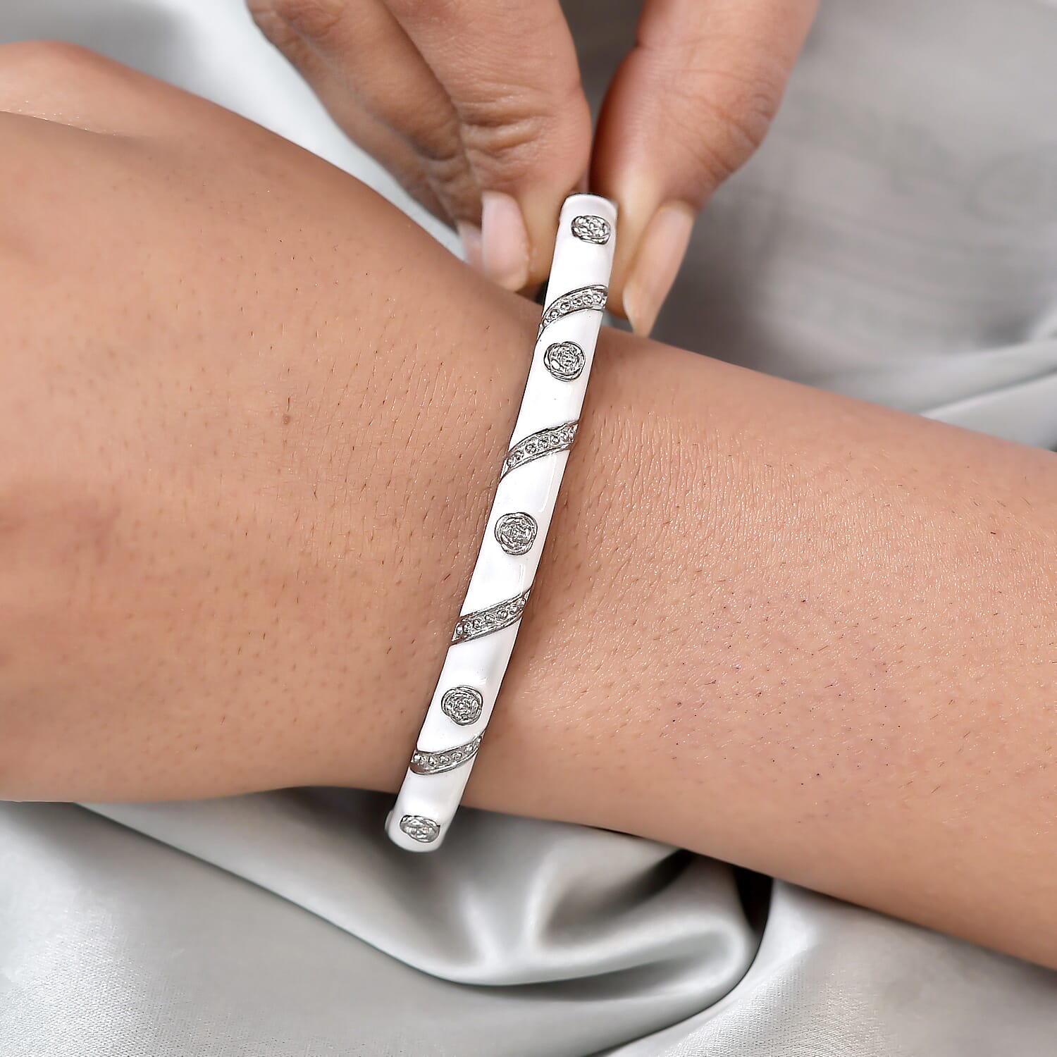 Enamelled Bangle (Size 7.5) in Stainless Steel