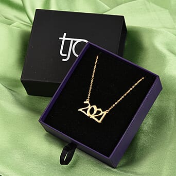 https://tjcuk.sirv.com/Products/D1/0/D10111/Personalised-Engravable-Birth-Year-Necklace-with-Chain-Size-18+2-Inch_D10111_1.jpg?w=342&h=342