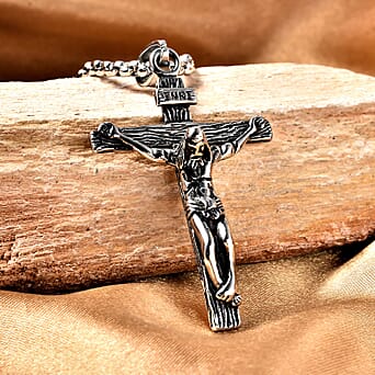 https://tjcuk.sirv.com/Products/D1/0/D10479/Personalised-Engravable-Crucifix-Pendant-With-Chain-(Size-21.50)-With-_D10479_3.jpg?w=342&h=342